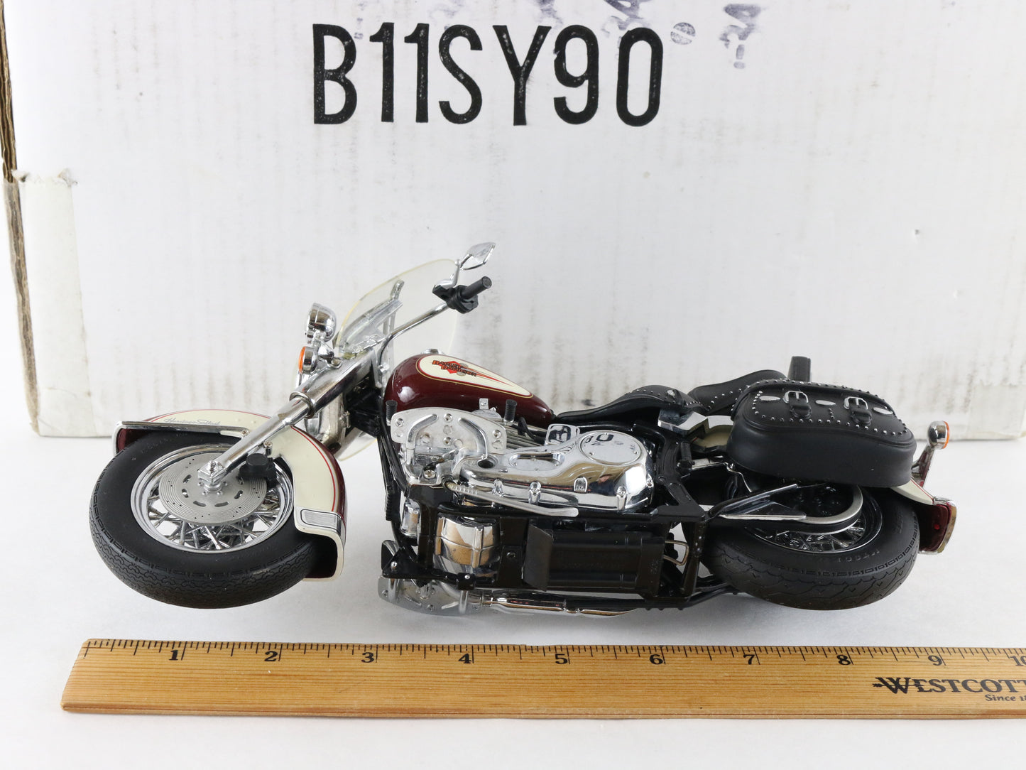 Heritage Softail Classic Harley Davidson Franklin Mint 1:10 Motorcycle B11SY90