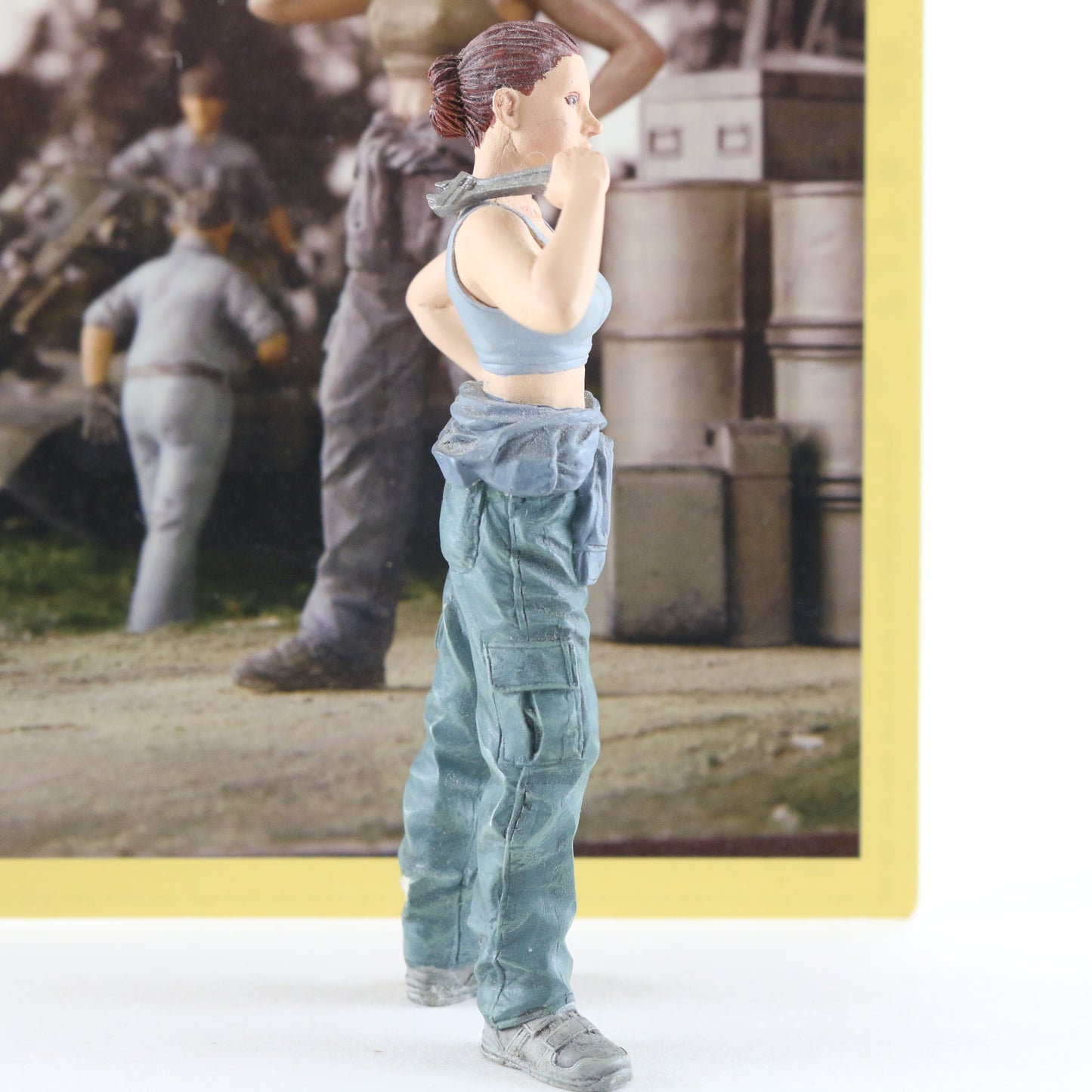 Ma.k Zbv3000 Engineering (a) Female Mechanic Series 3 1:20 Custom Painted Figure