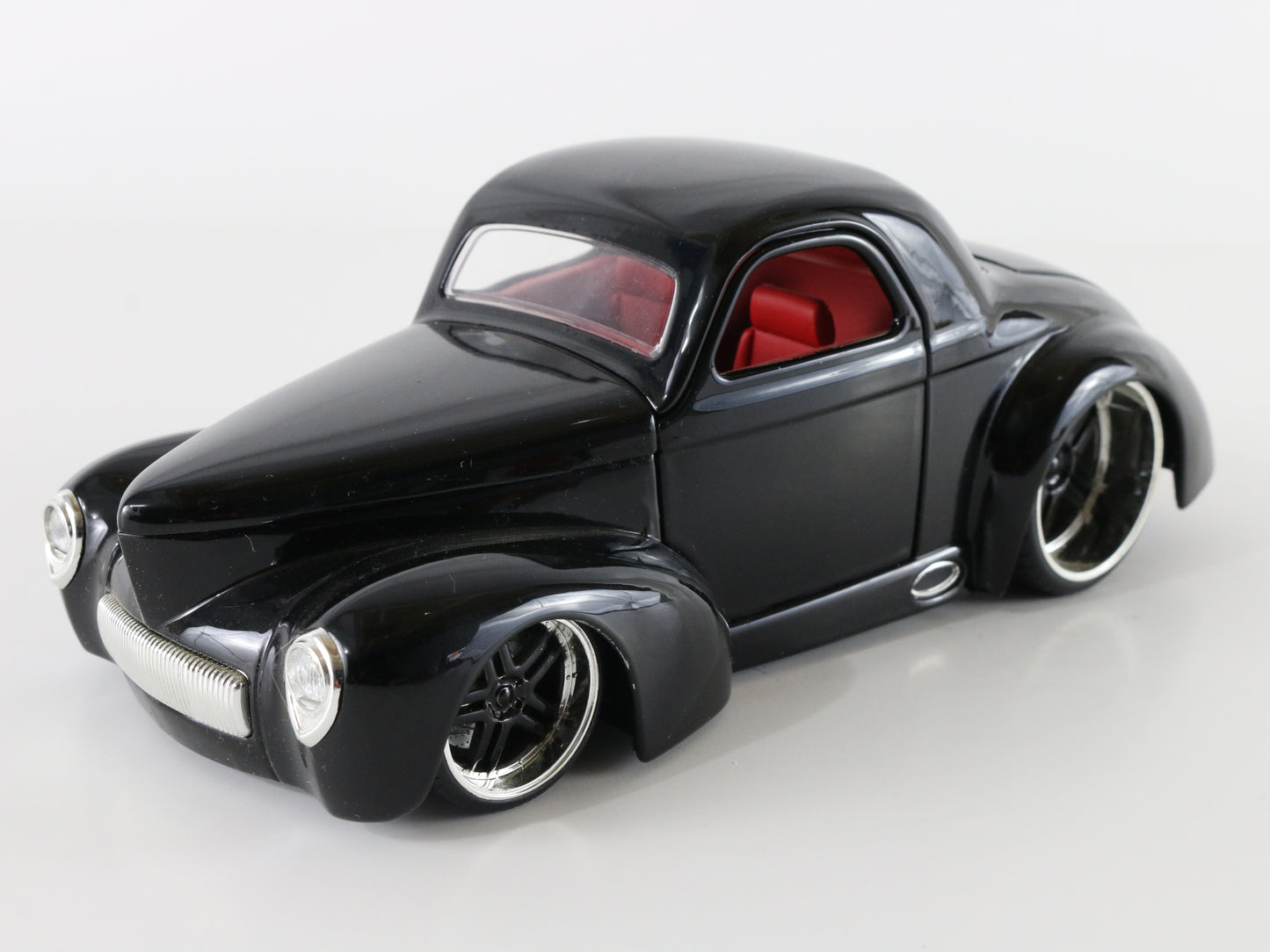 1941 Chrysler Willys Coupe Black Jada Toys Model Car 1:24