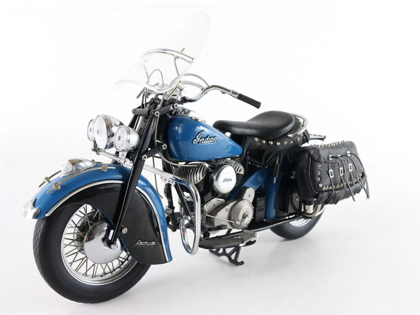 1948 Indian Chief Roadmaster Black & Blue Danbury Mint 1:10 Model Motorcycle