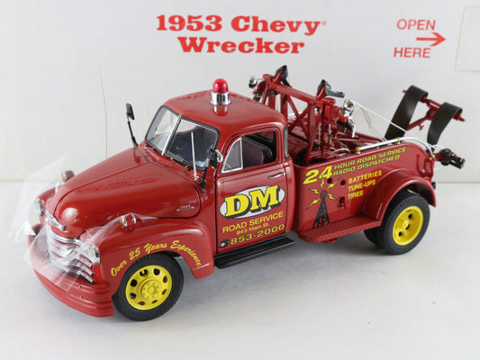 1953 Chevy 1-Ton Wrecker DM Service Red Danbury Mint 1:24 Diecast Car