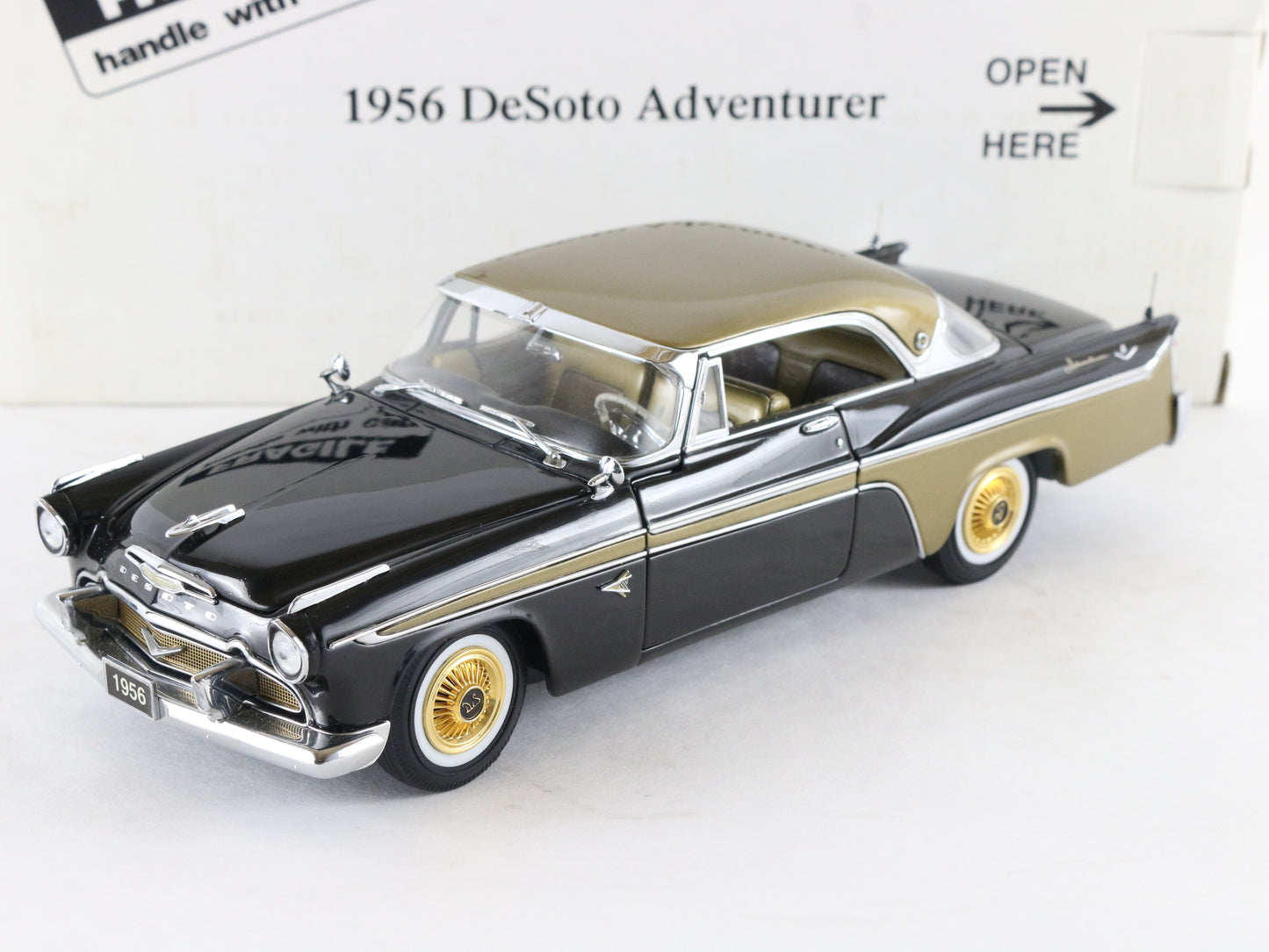 1956 Desoto Adventurer Coupe Black Gold Danbury Mint 1:24 Diecast 