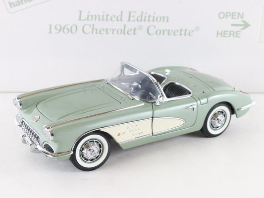 1960 Chevy Corvette Green White Convertible Limited Danbury Mint 1:24 2505