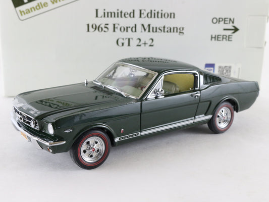 1965 Ford Mustang GT 2+2 Green Danbury Mint 1:24 Diecast 357/1965