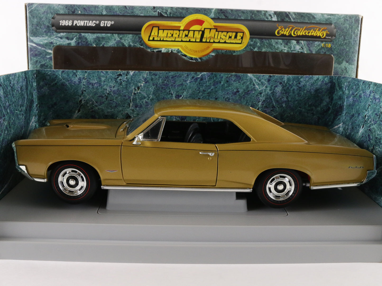 1966 Pontiac GTO Gold American Muscle ERTL 1:18 Diecast Model 7291
