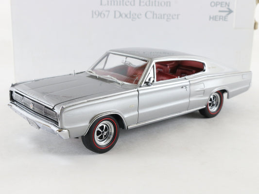 1967 Dodge Charger Limited Silver Danbury Mint 1:24 Diecast #1410/5000