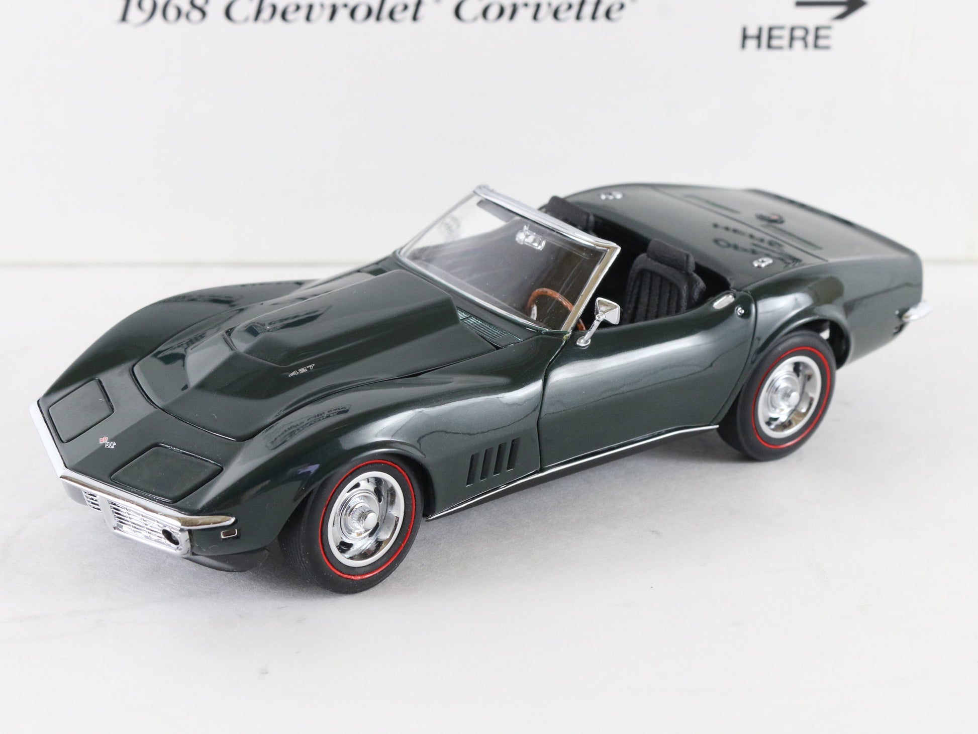 1968 Chevy Corvette Convertible British Green Danbury Mint 1:24 Diecast 