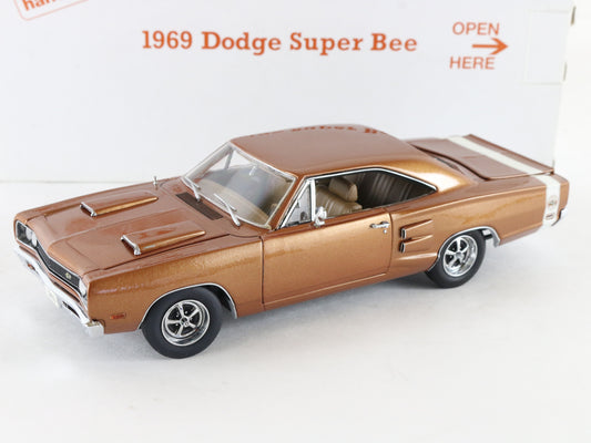 1969 Dodge Super Bee Hardtop Copper Poly Brown Danbury Mint 1:24 Diecast 