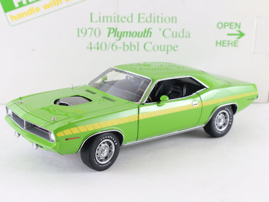 1970 Plymouth Barracuda Cuda 440/6-BBL Coupe Green 40th Danbury 1:24 594/5000