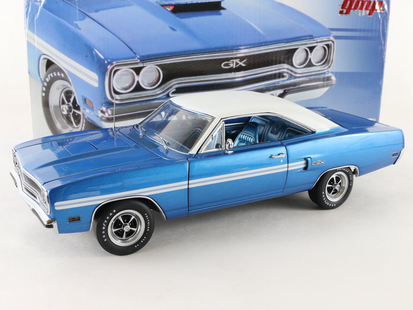1970 Plymouth GTX Blue & White GMP 1:18 Diecast Model 1 Of 996 G1803107