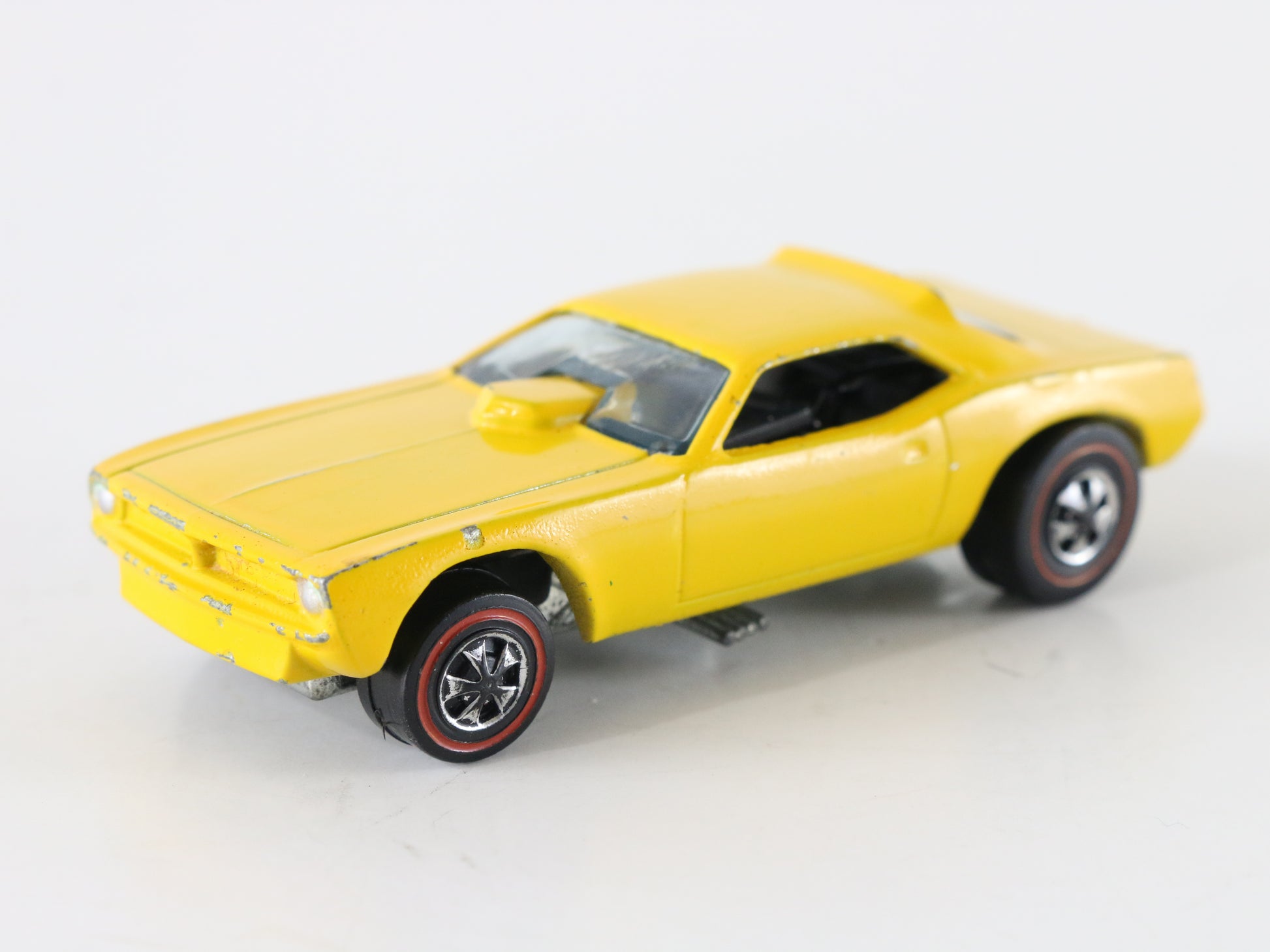 1970 Redline Hot Wheels Don Prudhomme Snake Enamel Yellow 1:64