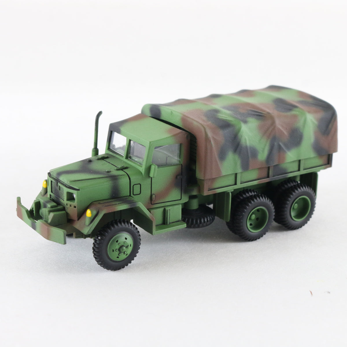 M35A2 M35 6x6 Transport Truck Camo Green War Wings 1:72 Plastic Model