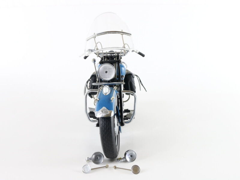 1948 Indian Chief Roadmaster Black & Blue Danbury Mint 1:10 Model Motorcycle