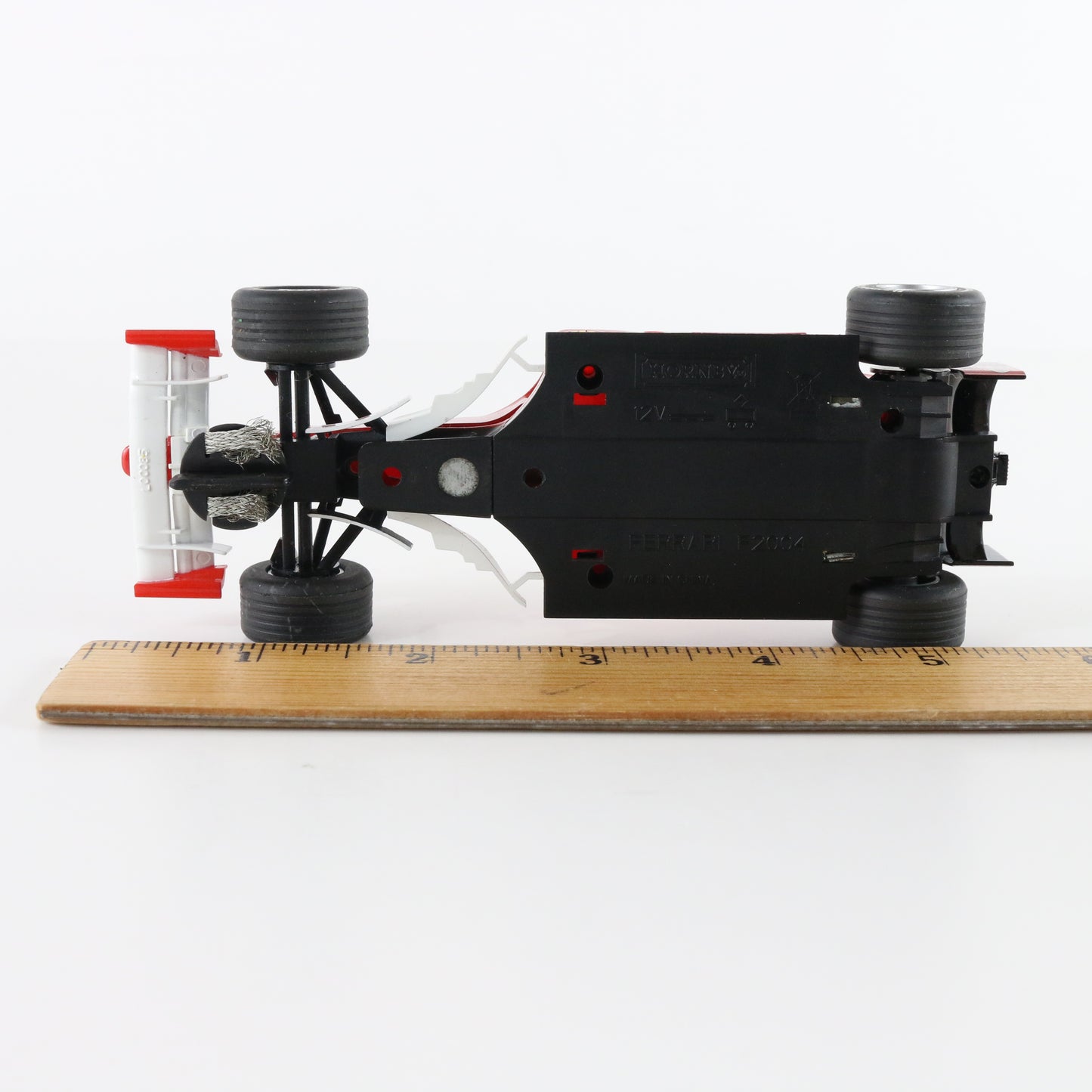 Ferrari F2004 #2 Red & White Hornby Scalextric 1:32 Slot Car C2676