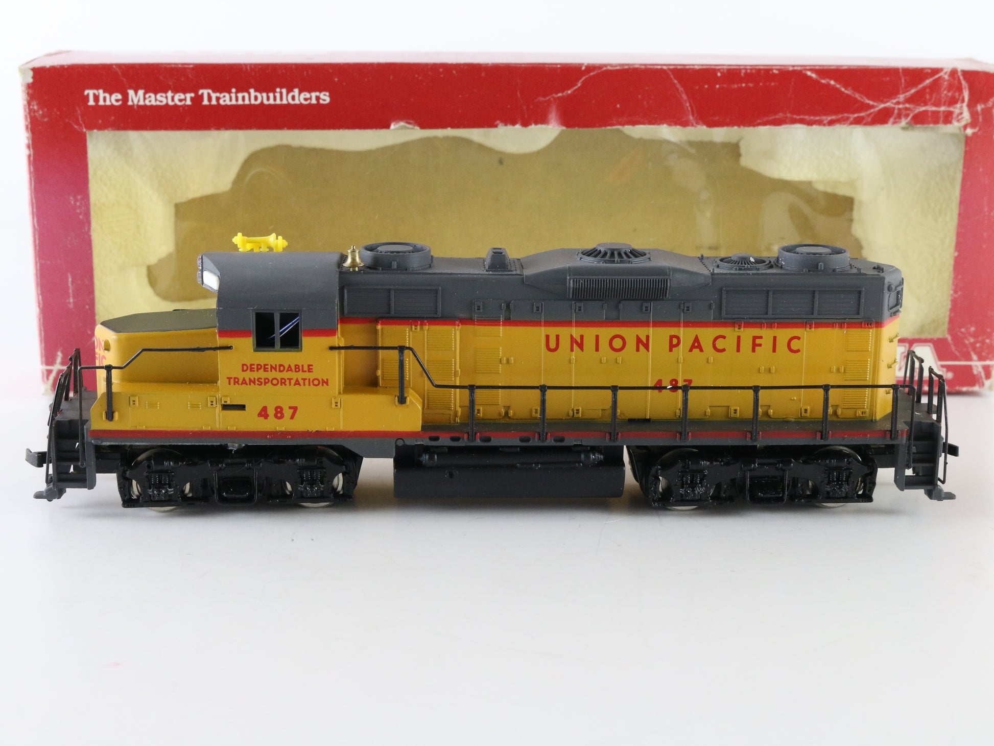 Mantua HO UP 487 GP20 Diesel Locomotive