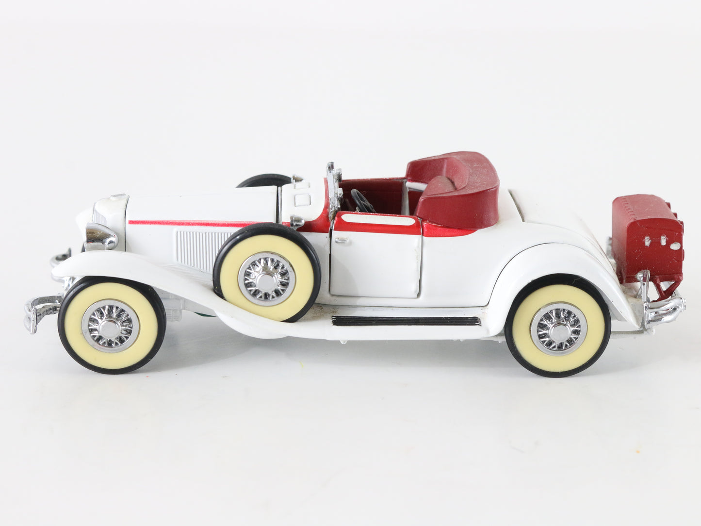 1929 Cord L29 Cabriolet White & Red Franklin Mint 1:43 B11pr74 Model Car