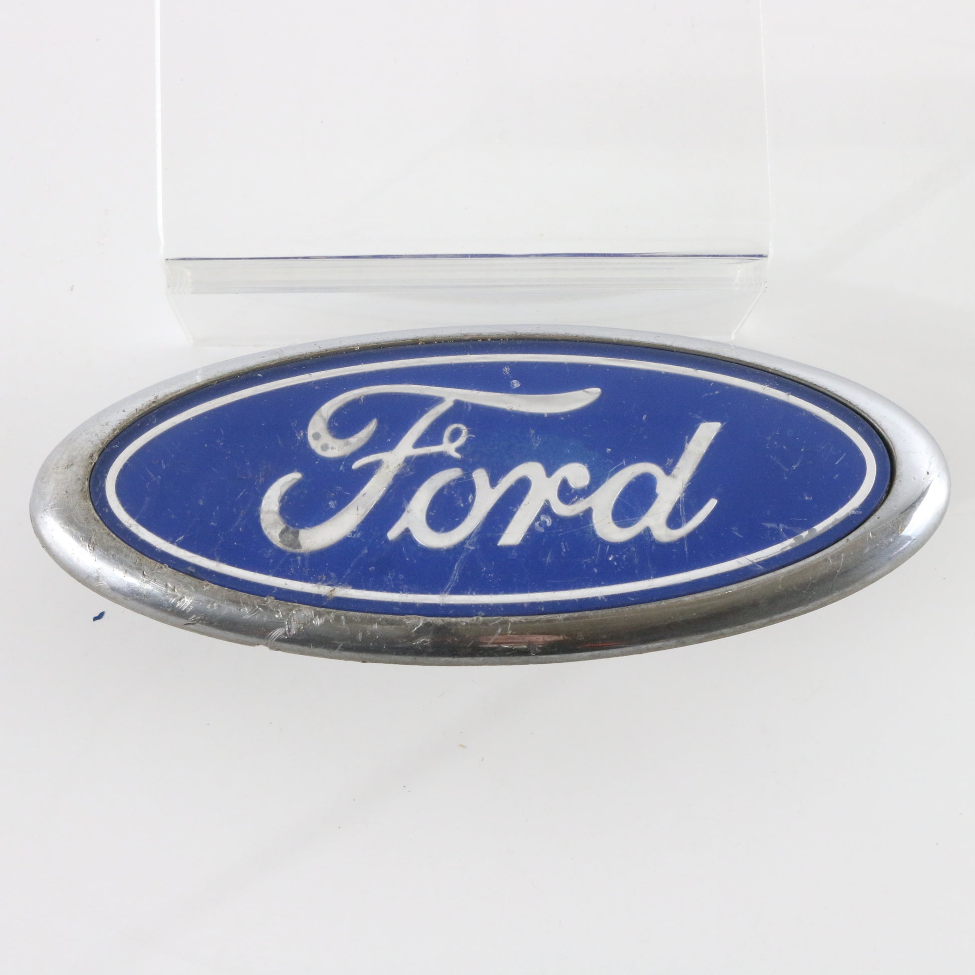 Ford Oval Silver & Blue Plastic Automobile Emblem E97b-8c020-aa