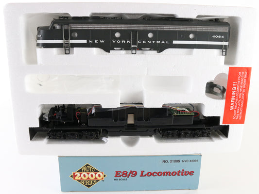 Proto 2000 HO NYC 4064 E8/9 Diesel Locomotive