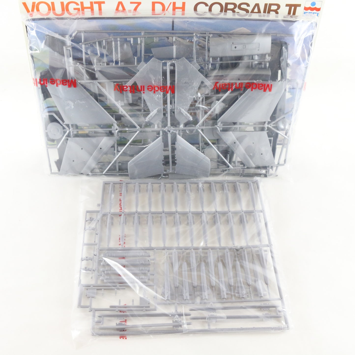 Vought A-7 D/H Corsair II Attack Plane Esci 1:48 Model Aircraft Kit 4009