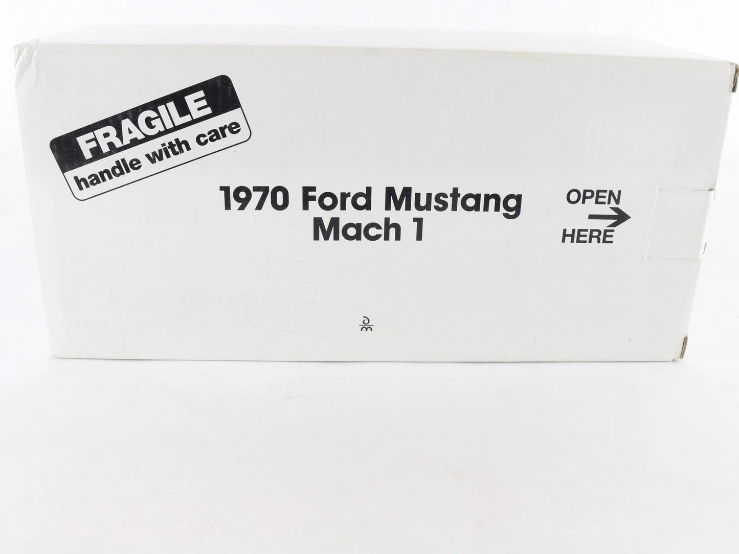 1970 Ford Mustang Mach 1 Fastback Yellow Black Danbury Mint 1:24 Diecast Model