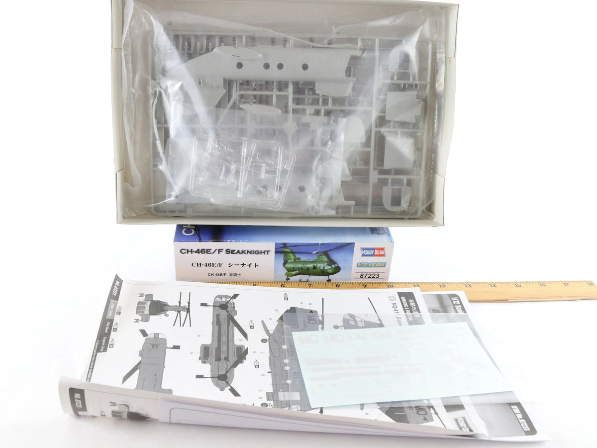 CH-46E/F Seaknight Helcopter Boeing Vertol Hobbyboss 1:72 87223 Military Kit