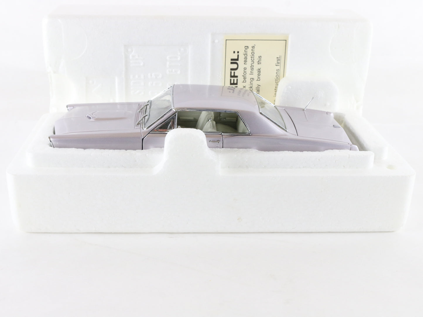 1965 Pontiac GTO Iris Mist Purple Danbury Mint 1:24 Diecast Model
