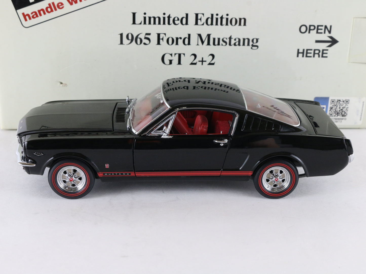 1965 Ford Mustang GT 2+2 Black Danbury Mint 1:24 Diecast Model 818/1965