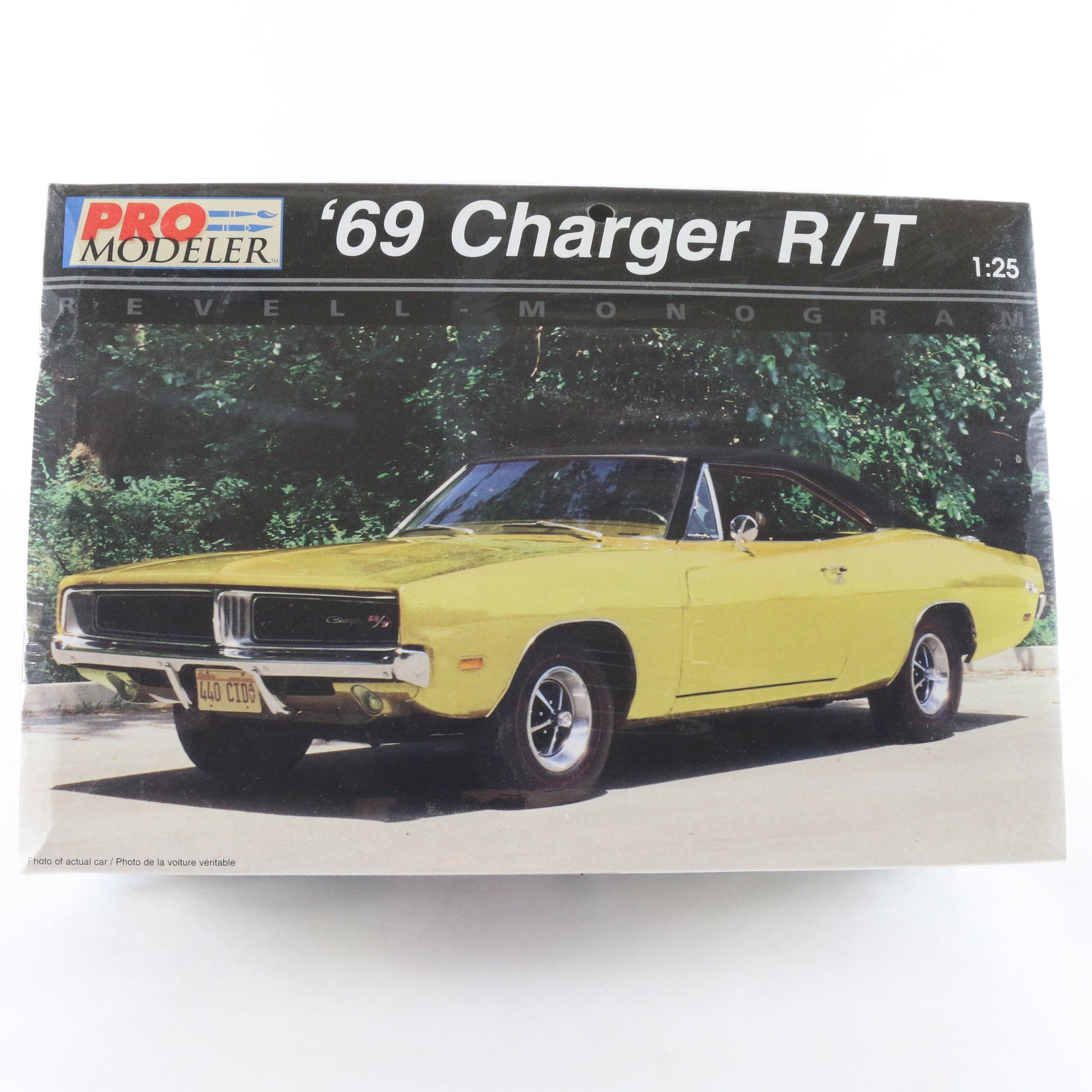 1969 '69 Dodge Charger R/T Pro Modeler Revell Monogram 1:25 Model Kit 85-5937