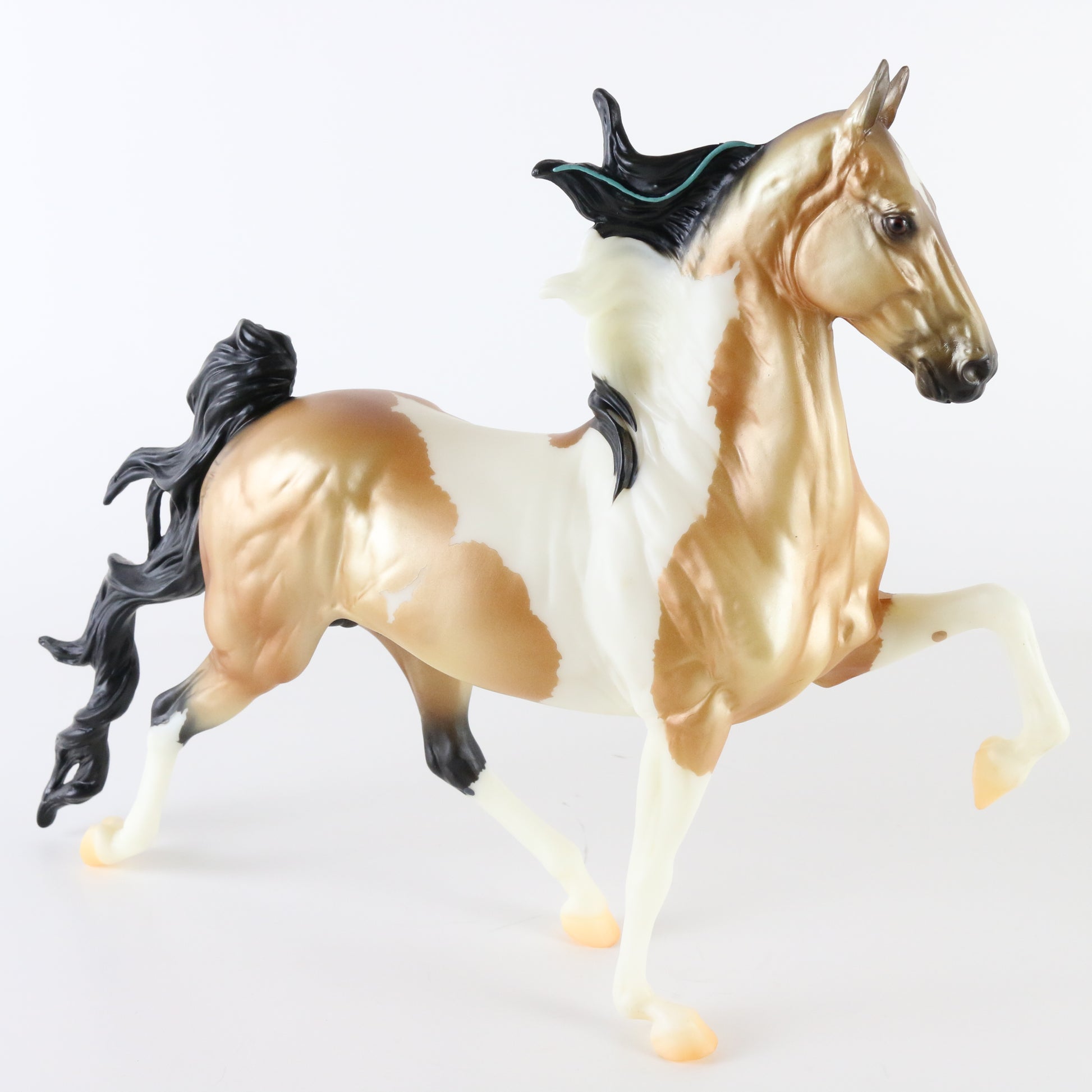 Breyer Stagecoach Surprise Hamilton Saddlebred BF 2023 Buckskin Tobiano Matte Horse