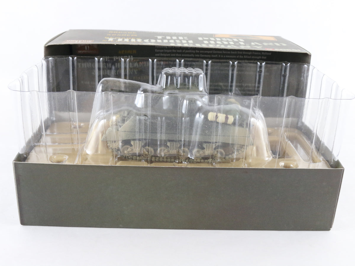 M4A4 Sherman V Observation Post Tank Germany 1945 Corgi 1:50 CC51015 Sealed
