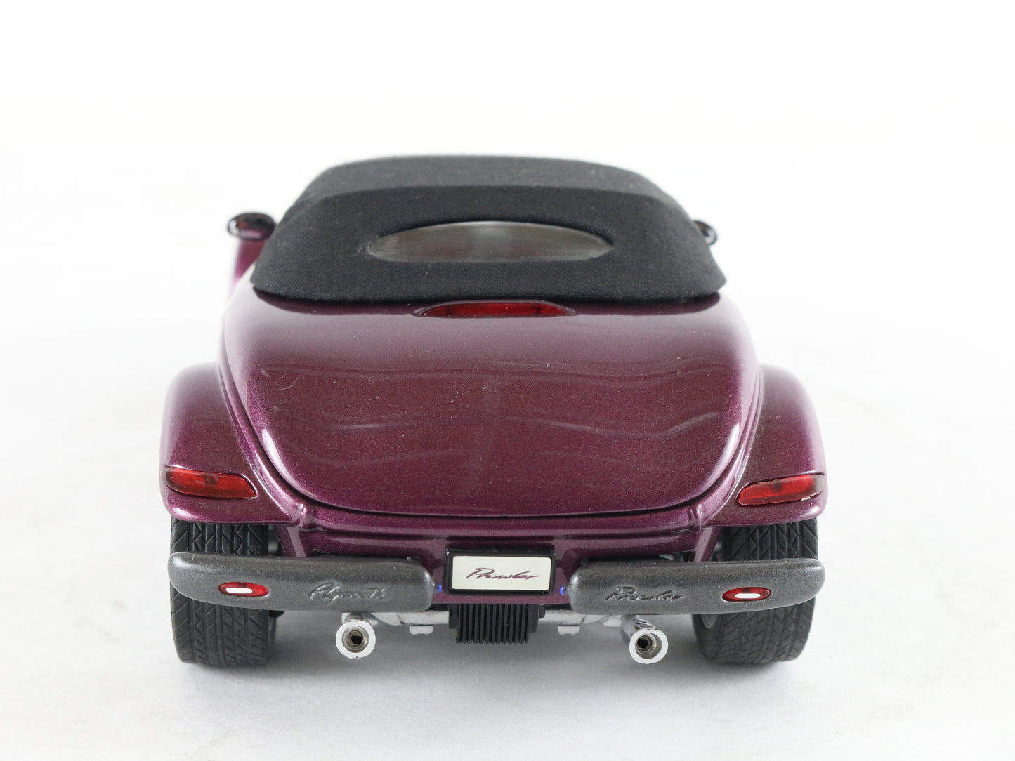 Plymouth Prowler Convertible Purple Danbury Mint 1:24 Diecast Model