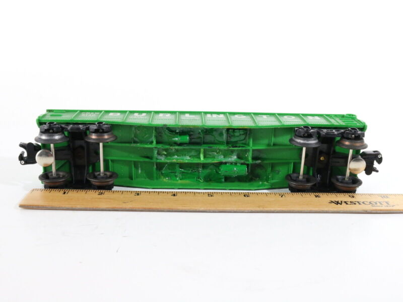 Burlington CB&Q 9140 Green Plastic Gondola Car Lionel O