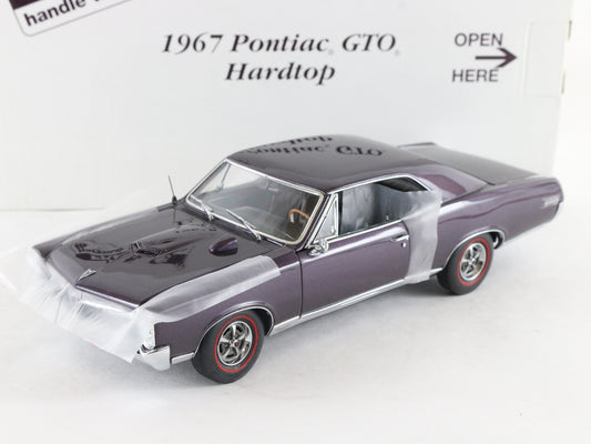 1967 Pontiac GTO Hardtop Plum Mist Purple Danbury Mint 1:24 Diecast 