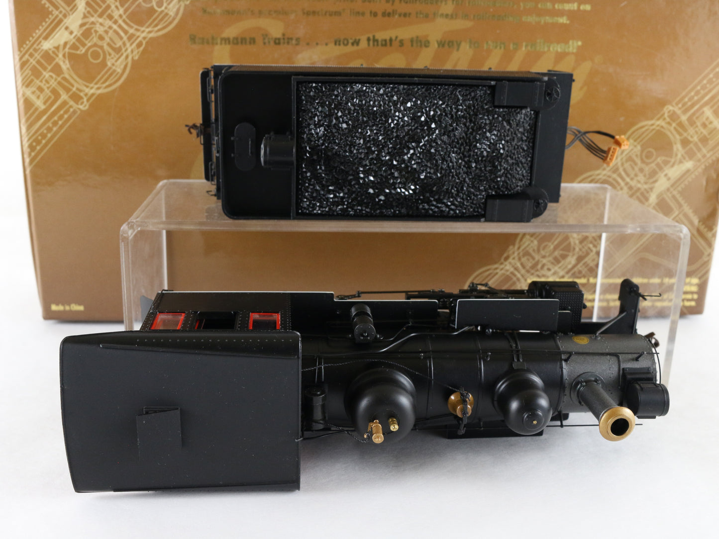 Spectrum Bachmann On30 28901 4-6-0 Steam Locomotive & Tender Painted IN BOX