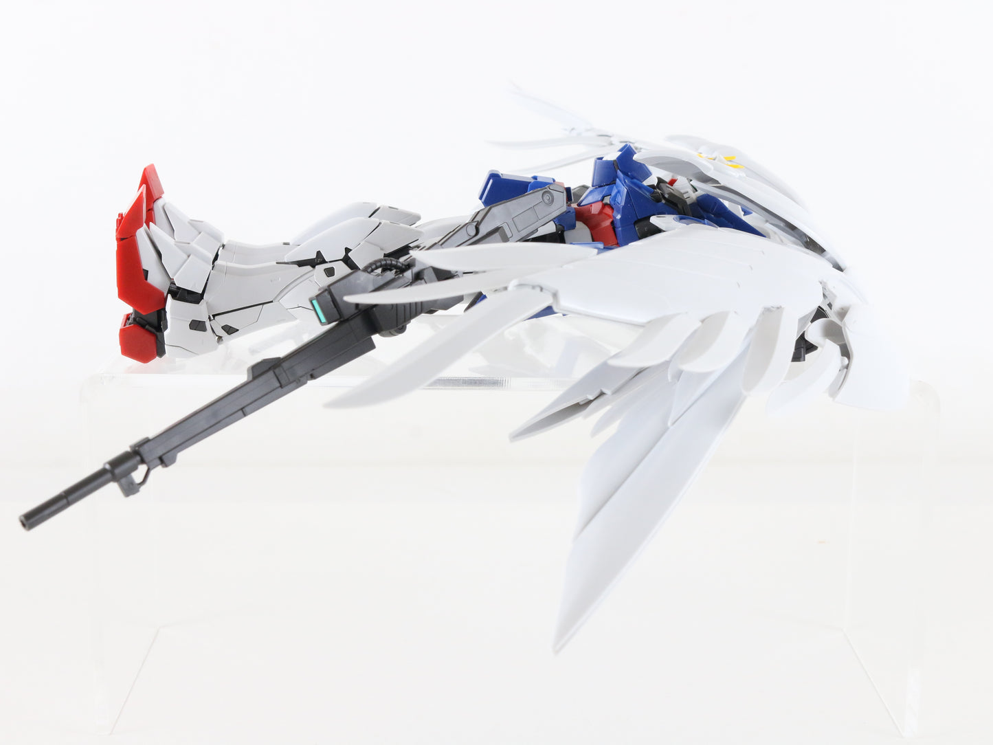 Gundam XXXG-00w0 Wing Zero EW KA Mobile Suit Model 1:100 W/ Instruction Decals