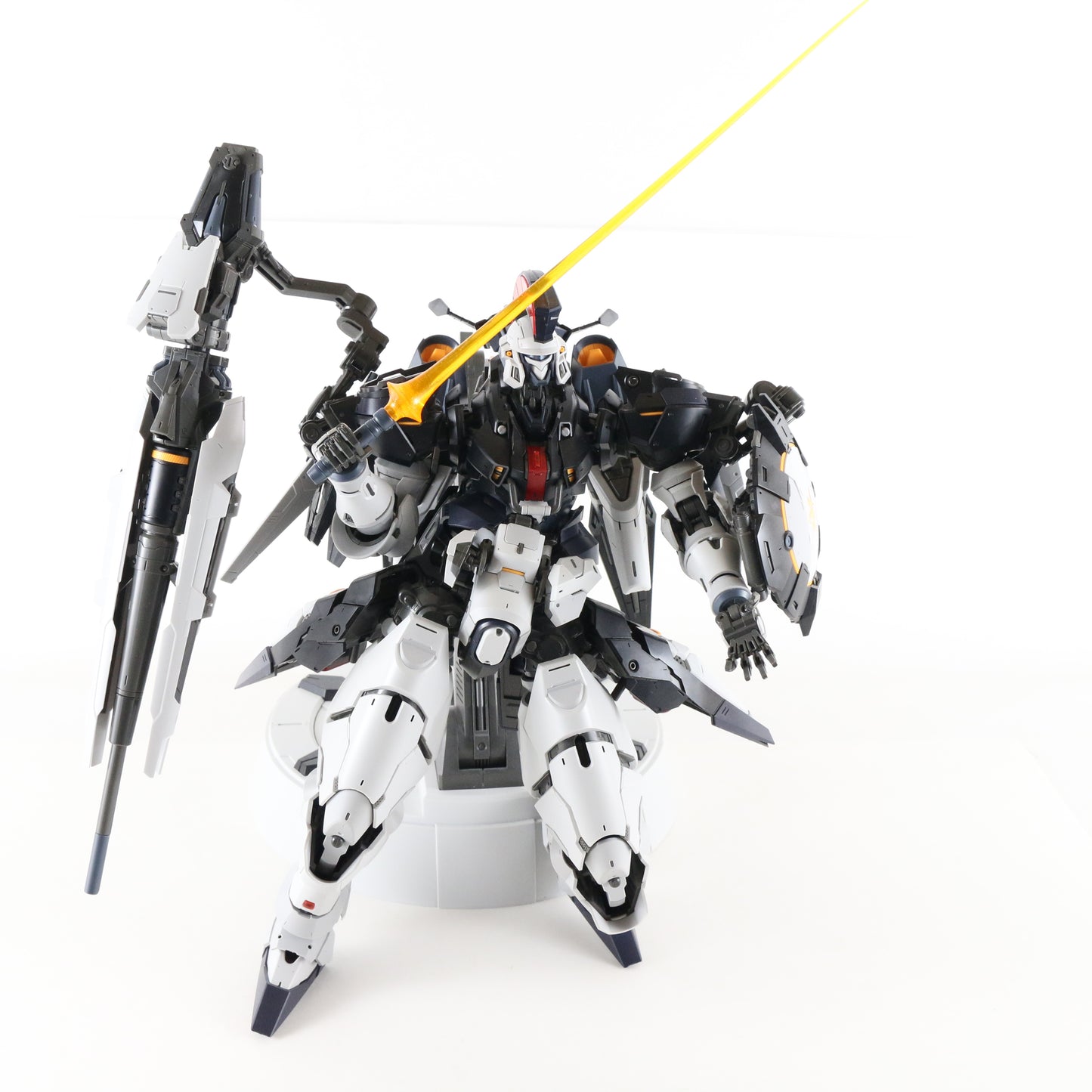 Gundam Pg Tallgeese Strange Work Mobile Suit Bandai 1:60 Model BUILT W/ Stand
