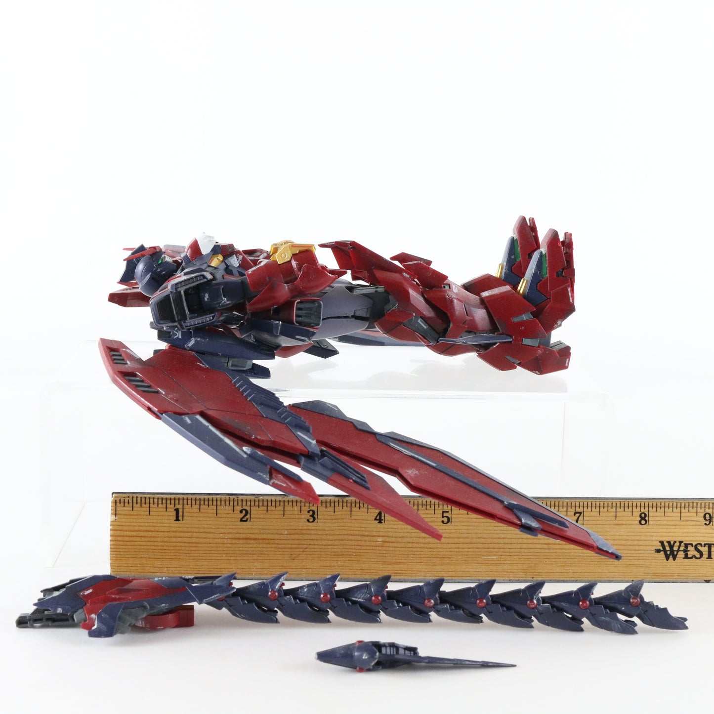Gundam MG Epyon EW Mobile Suit Bandai 1/100 Model Figure W/ Accessories