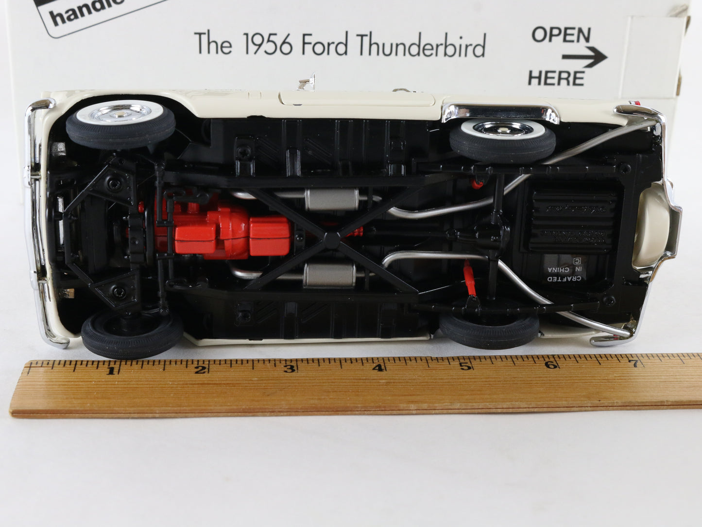 1956 Ford Thunderbird Convertible White Danbury Mint 1:24 Diecast Model
