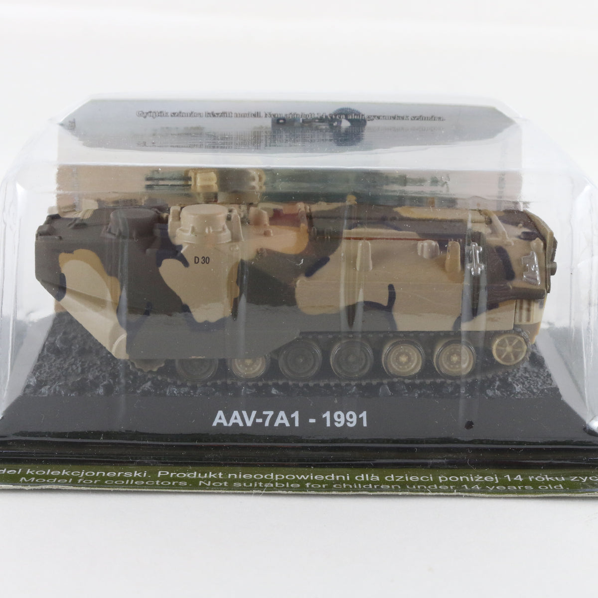 AAV-7A1 1991 Assault Amphibious Vehicle FMC Amercom 1:72 Diecast Vehicle