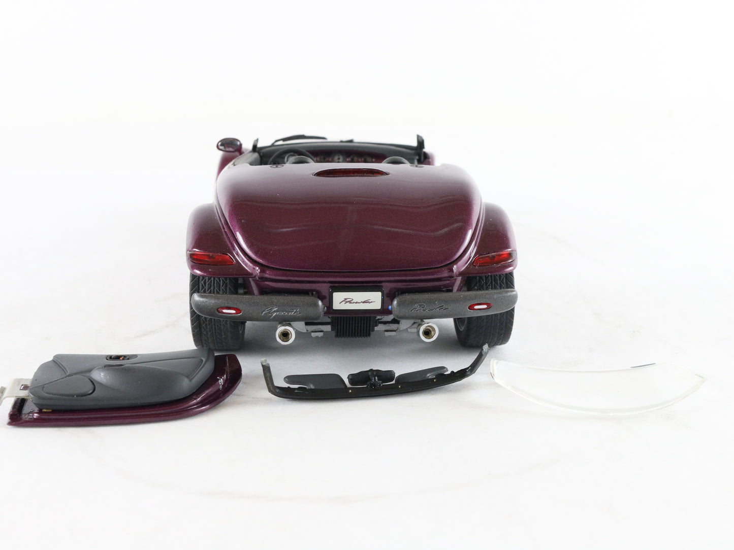 Plymouth Prowler Convertible Purple Danbury Mint 1:24 Diecast Model Car