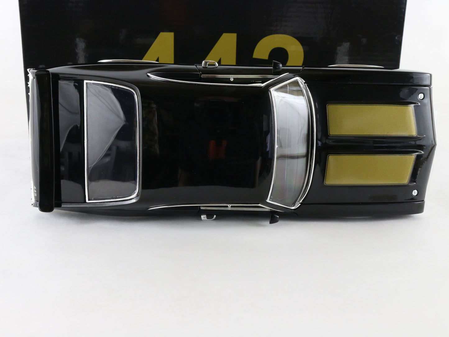 1970 Oldsmobile 442 ACME 1:18 Diecast Black & Gold Model Car 15342 LE of 350