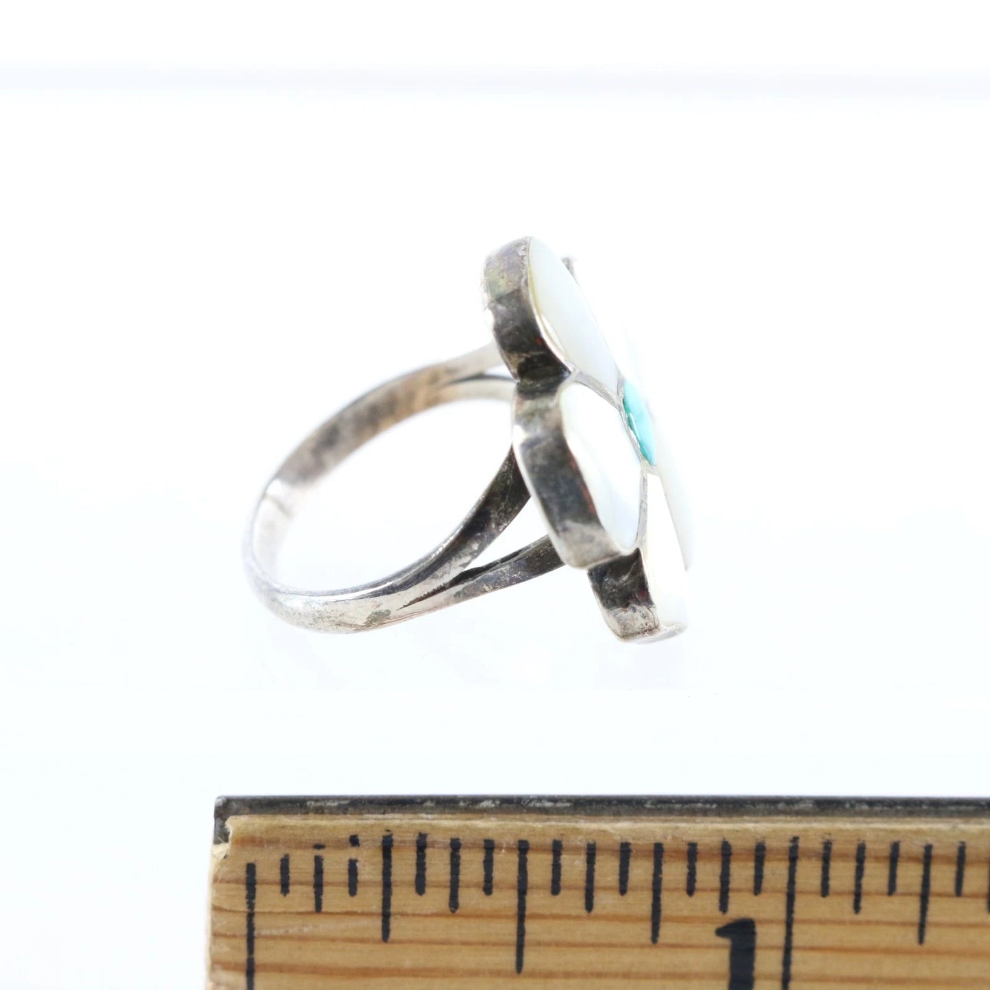Vintage Zuni Native American Turquoise Mother Of Pearl Silver Ring Size 5