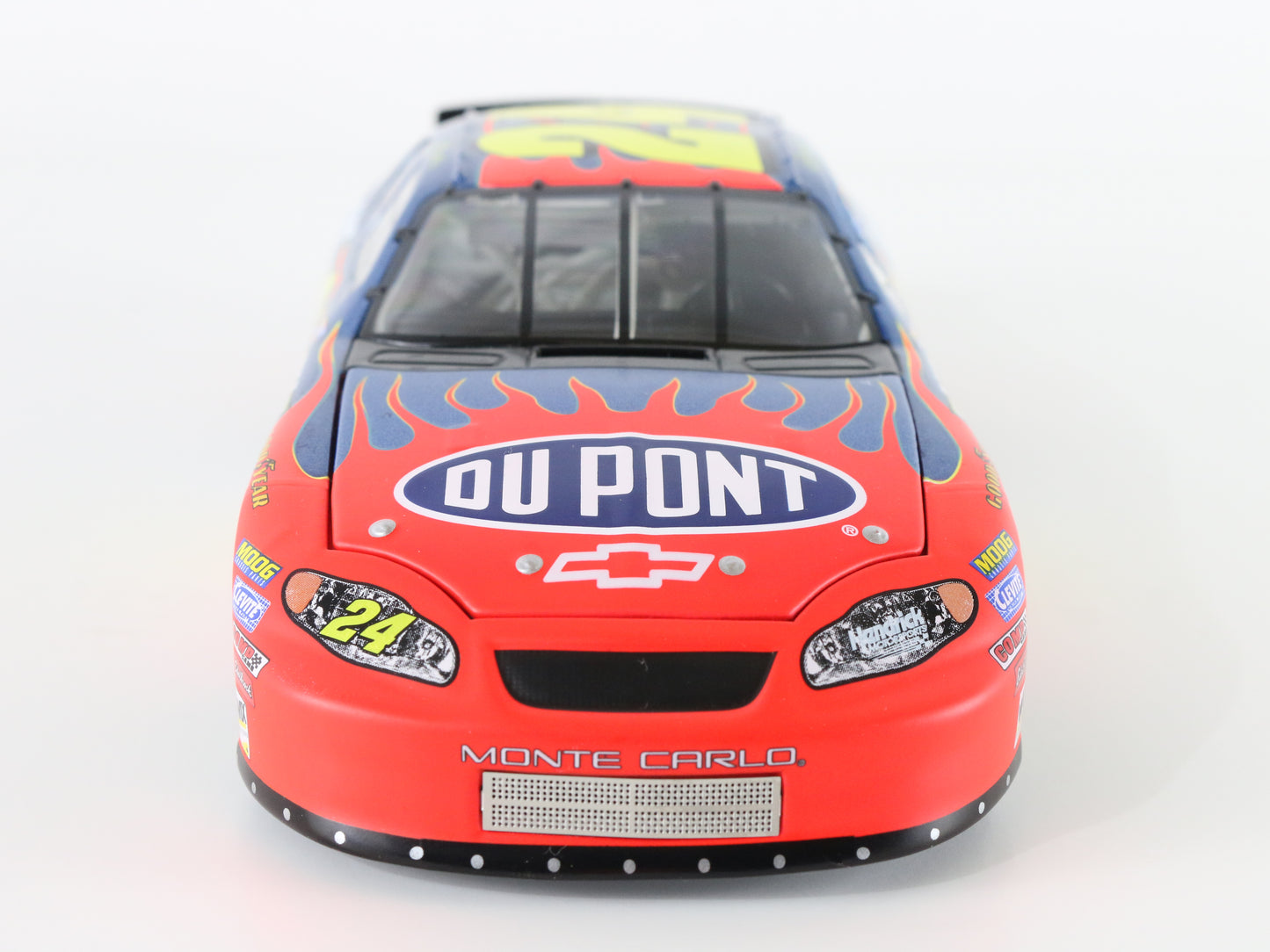 Jeff Gordon #24 2004 Monte Carlo Dupont Racing Action 1:24 Model Car