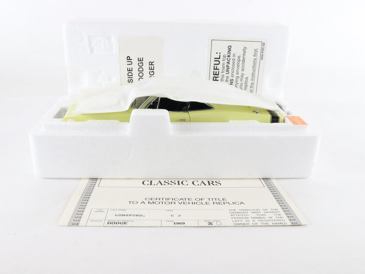 1969 Dodge Charger R/T Coupe Yellow Black Danbury Mint 1:24 Diecast Model