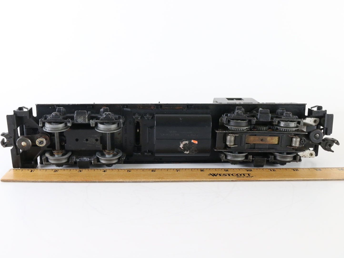 Lionel O Pennsylvania PRR 8357 GP7 Diesel Locomotive Engine