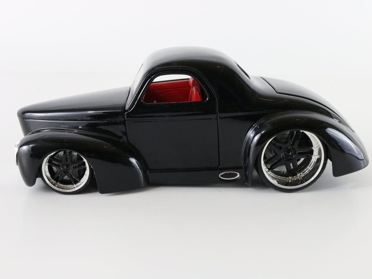 1941 Chrysler Willys Coupe Black Jada Toys 1:24 90669 Model Car