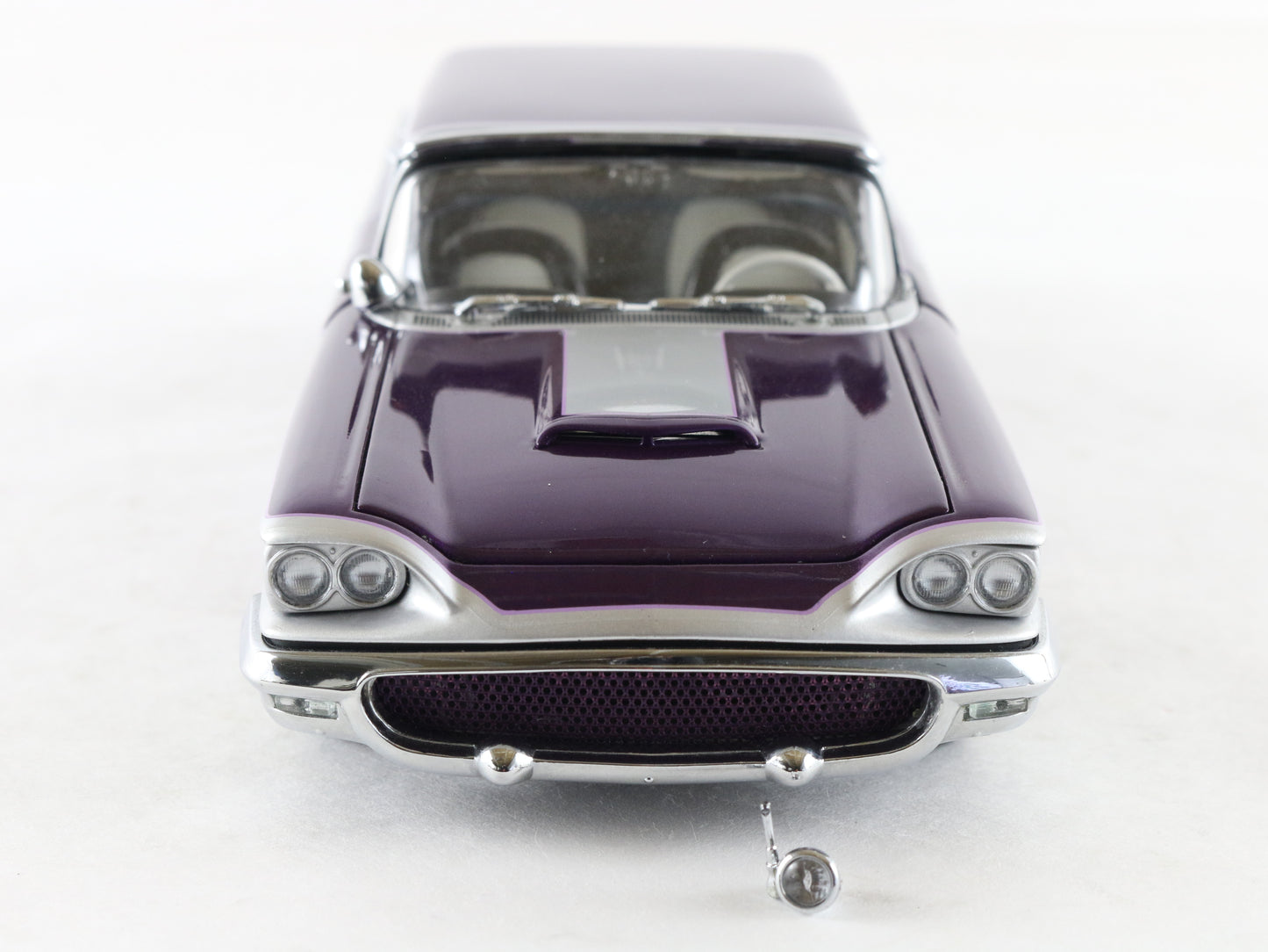 1958 Ford Thunderbird Watson Custom Purple Danbury Mint 1:24 Model Car