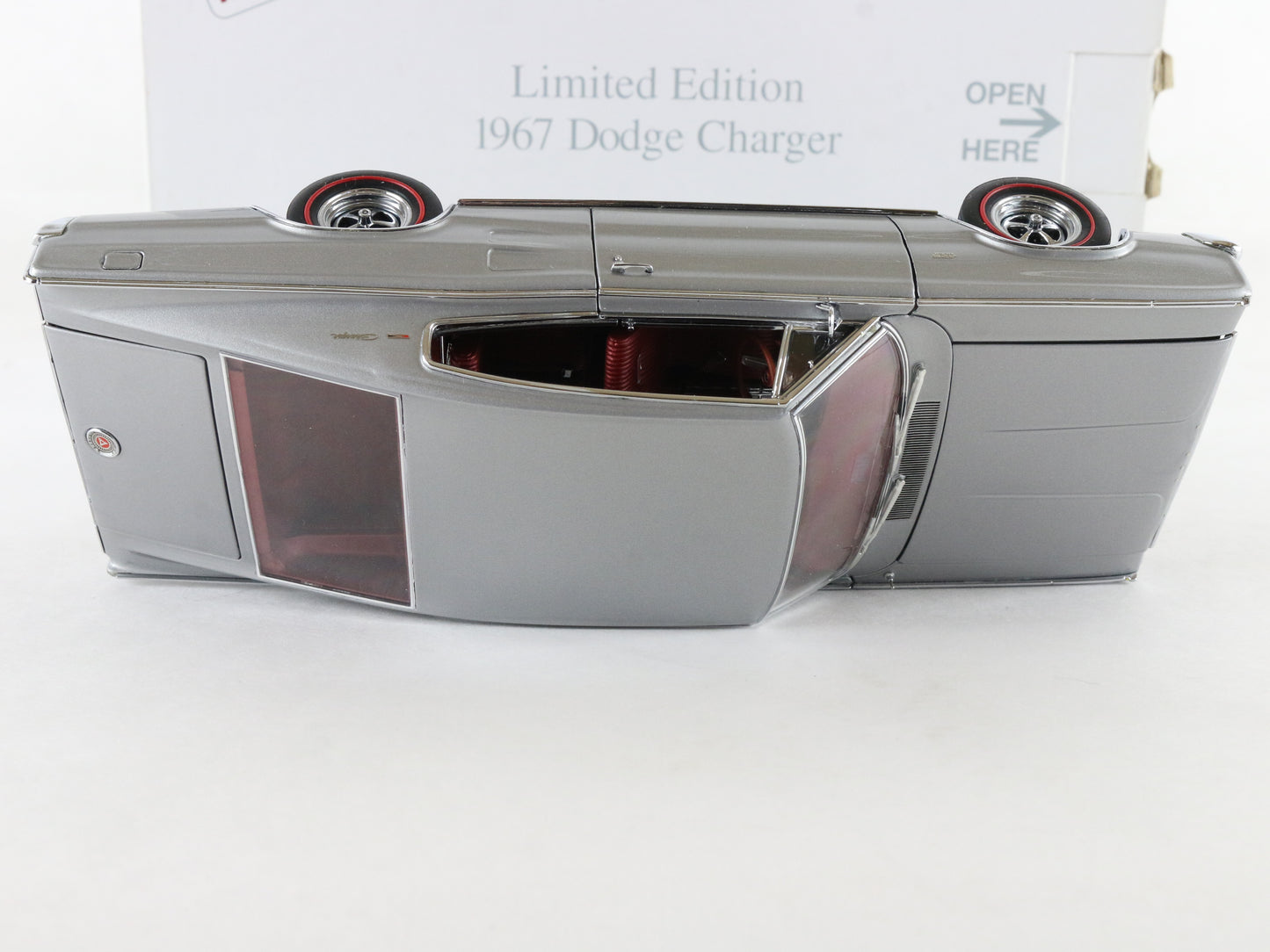 1967 Dodge Charger Limited Silver Danbury Mint 1:24 Diecast Model #1410/5000