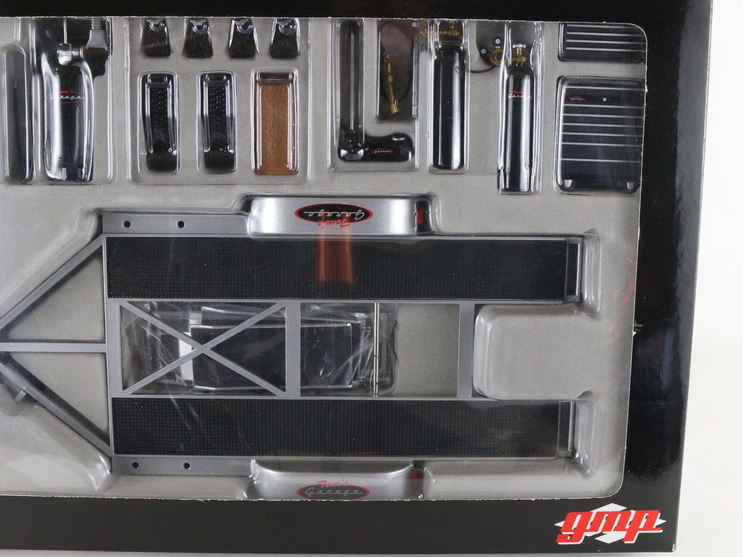 Toms Garage Black & Silver Diecast Tool & Trailer Set GMP 1:18 Model G1800158
