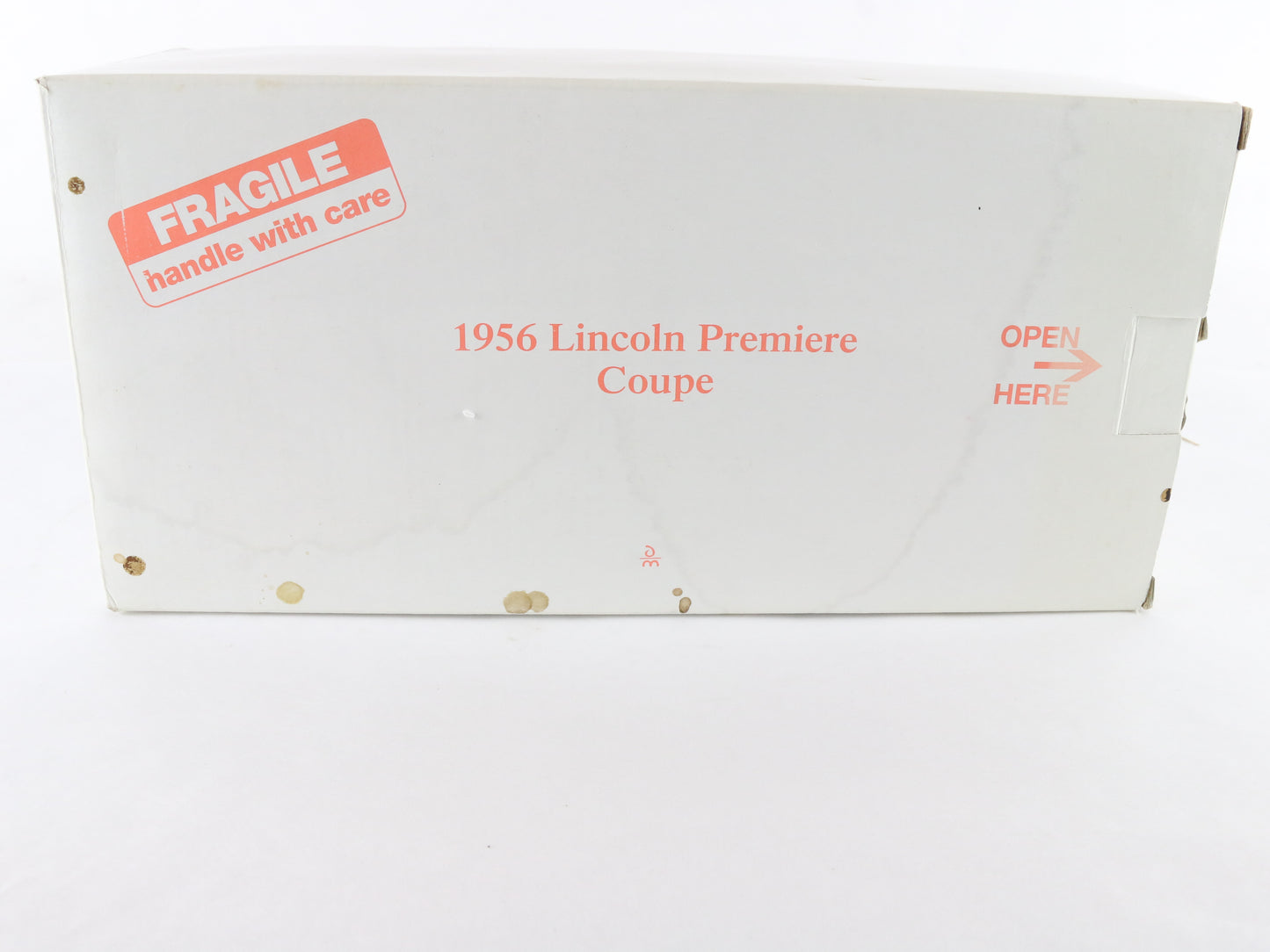 1956 Lincoln Premiere Coupe Coral & White Danbury Mint 1:24 Diecast Model